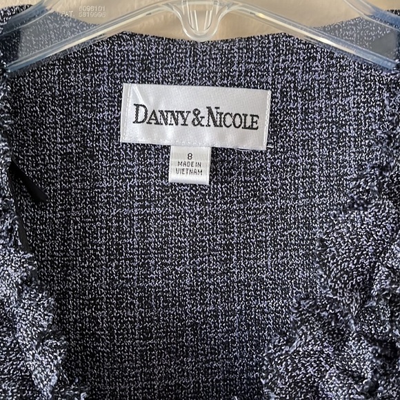 NWT Danny & Nicole  2 piece tweed ruffled skirt and jacket violet/black size 8 - Picture 2 of 16